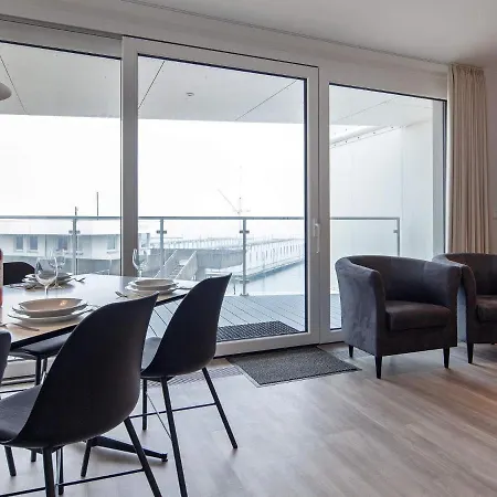Moderne Ostsee-auszeit Mit Seeblick *