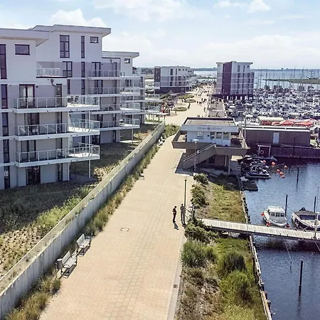 Moderne Ostsee-auszeit Mit Seeblick *